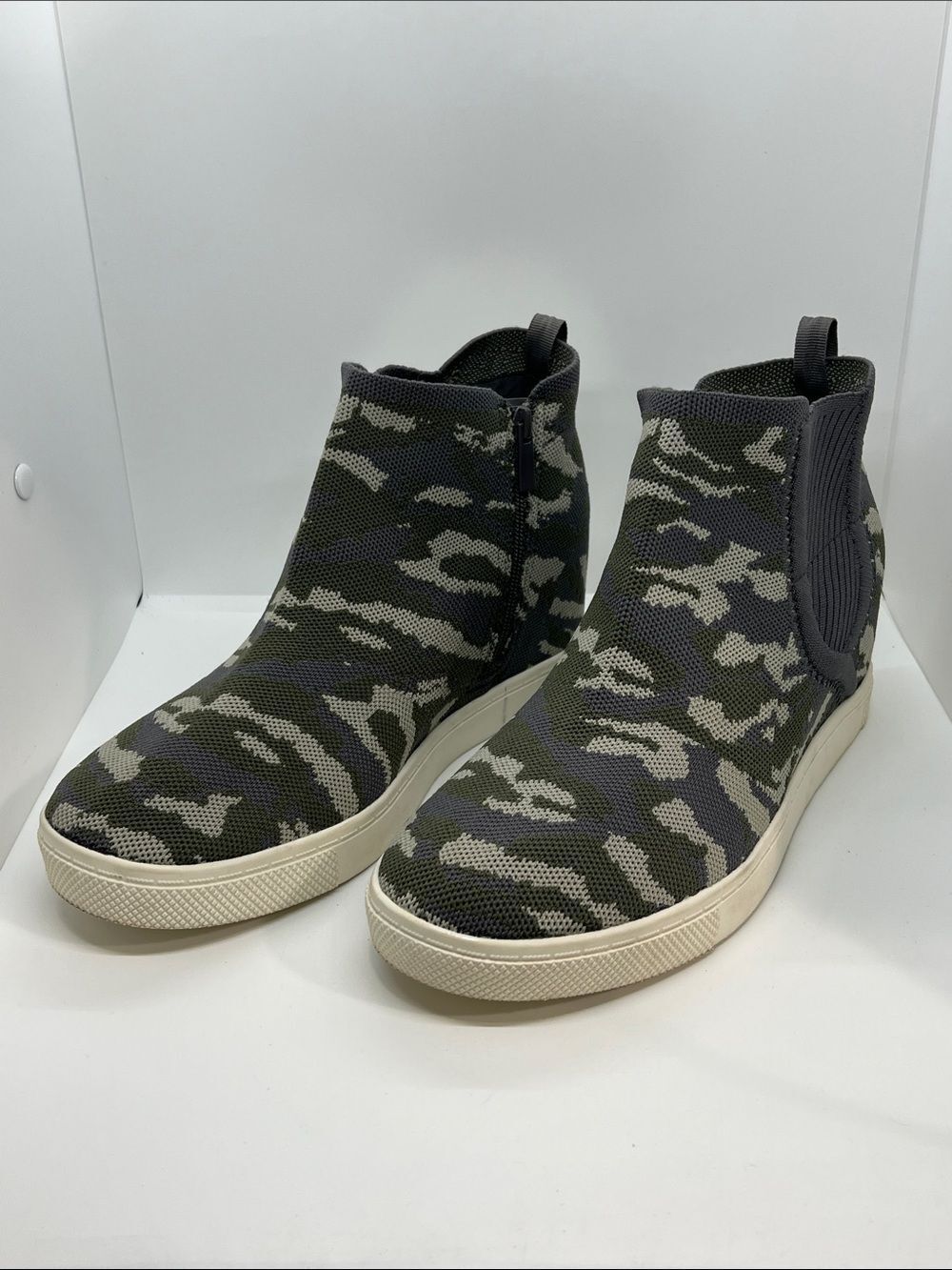 Torrid Camo Wedge Heel Sneakers. Size 13WW With A 3 Inch Heel.